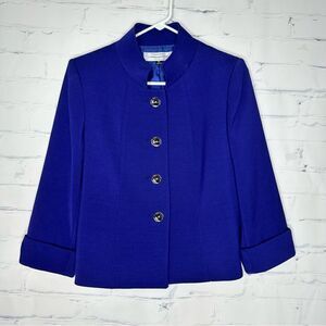 Tahari size 6 petite purple jacket‎